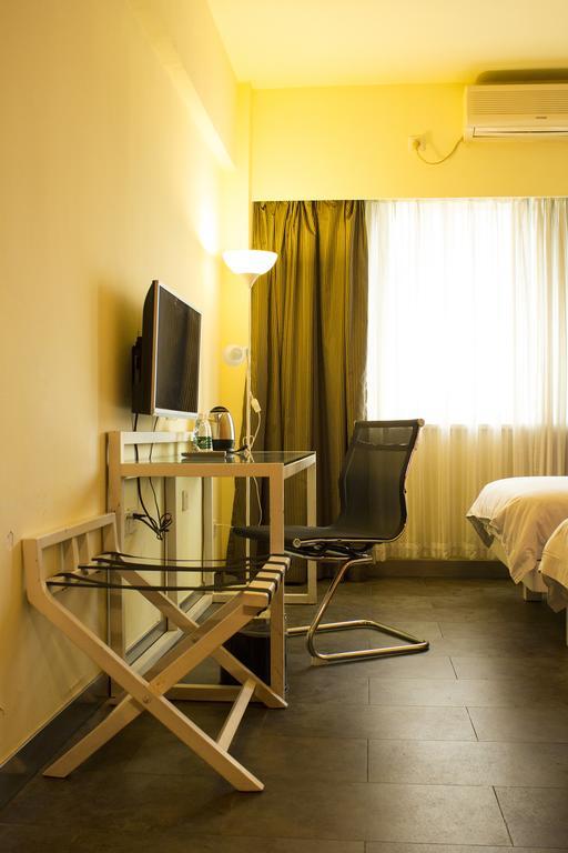 Yanjiang East Garden Inn Guangzhou Exterior photo