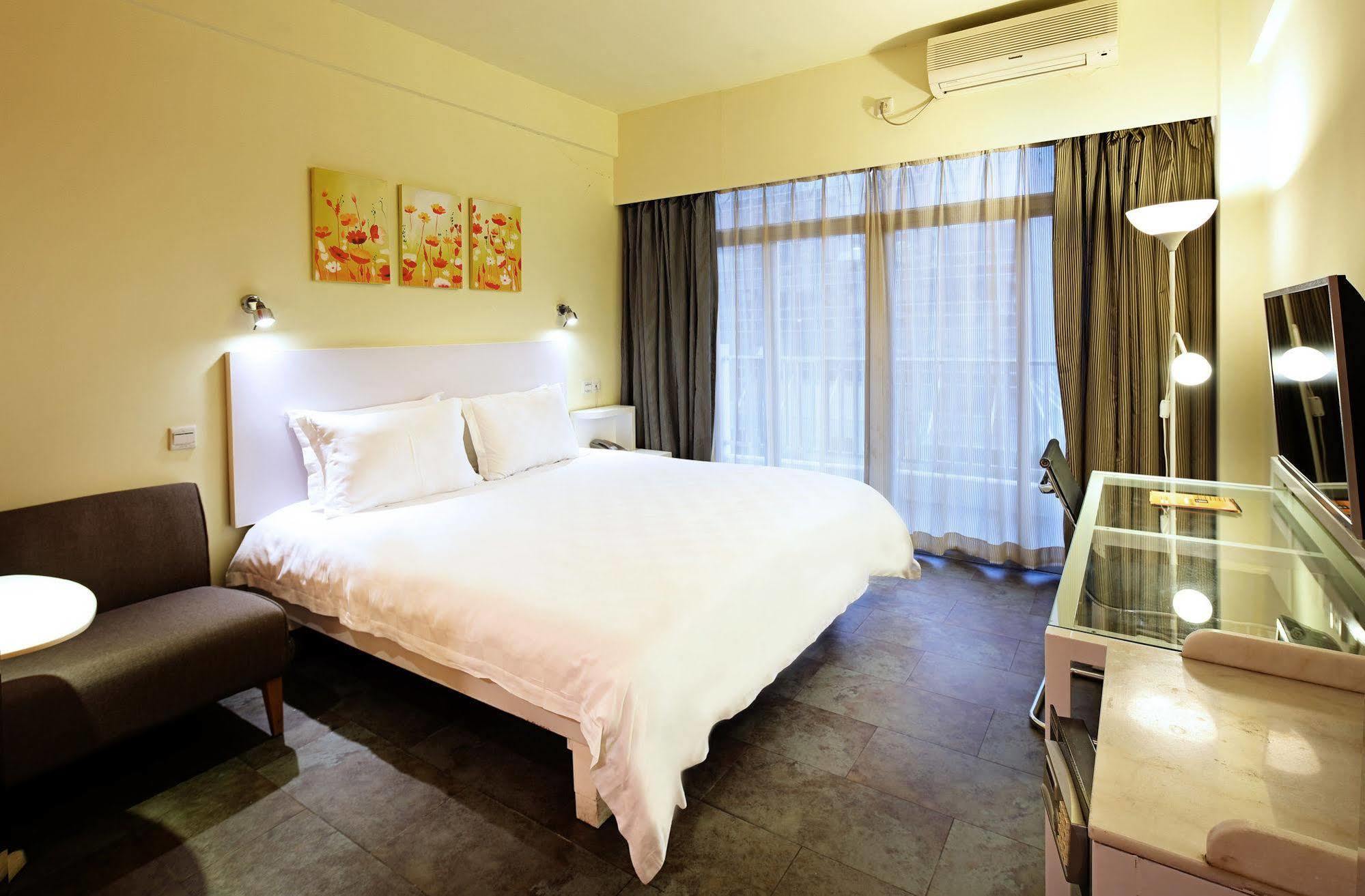Yanjiang East Garden Inn Guangzhou Exterior photo